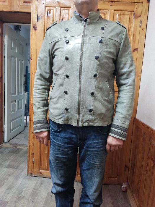 Продам кожаную куртку