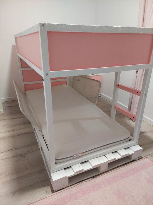 Cama dupla IKEA modelo kura