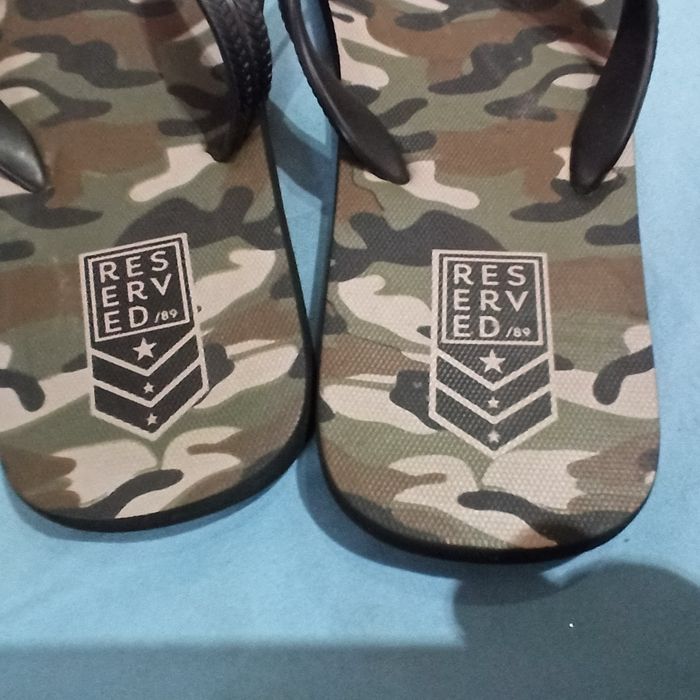 Reserved 44 klapki męskie exclusive edition