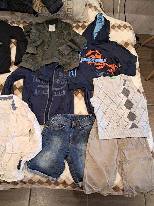 Пакет речей та взуття р.35 на хлопчика 128-134  куртка джинси худі