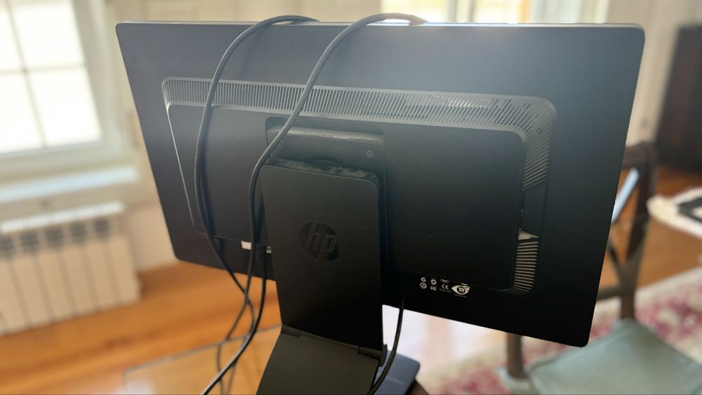 Monitor HP 23” bom estado
