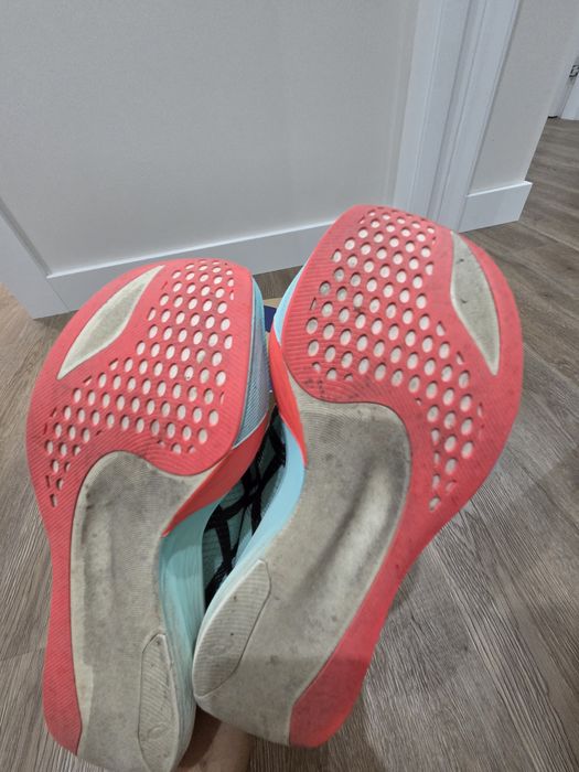 Asics Metaspeed Sky Paris