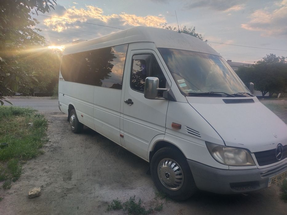 Мерседес спрінтер