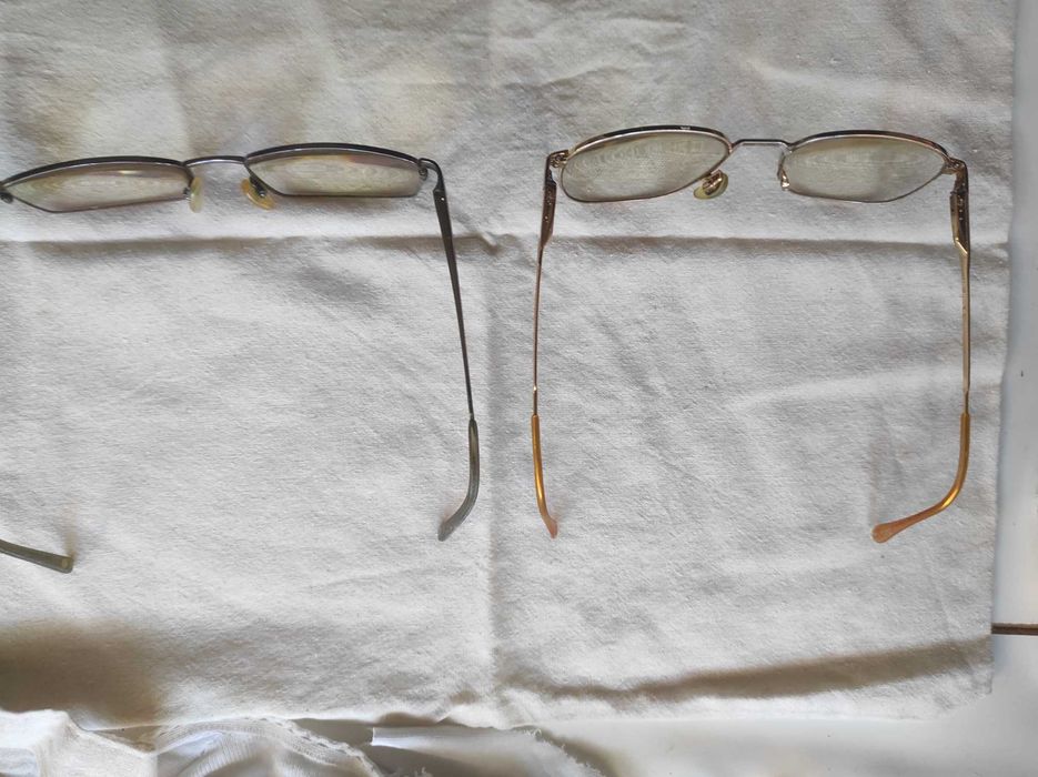 Armações de óculos com as lentes