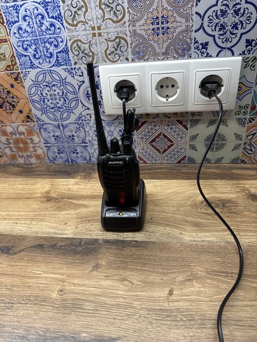 Рация Baofeng в рабочем састоянии, использовалась 2 месяца, с зарадкой