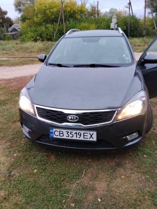 Продам автомобіль Киа Сид