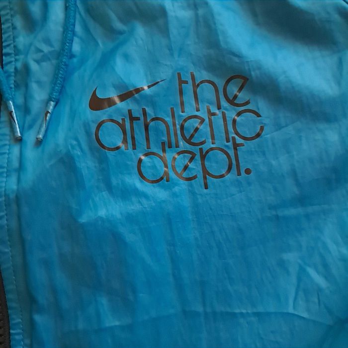 Подростковая ветровка спортивная куртка ветровка на мальчика Nike Athletic Dept
