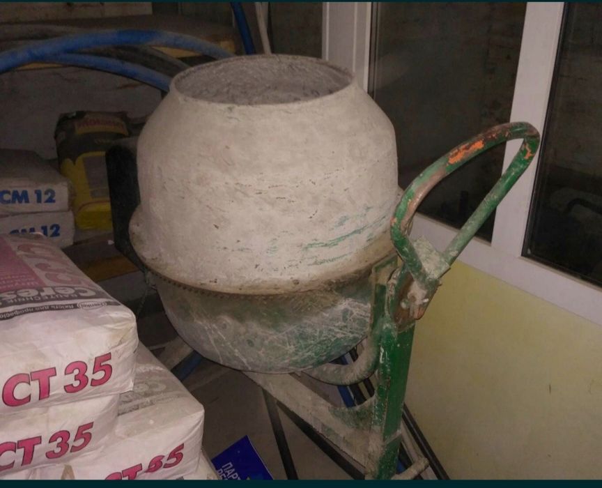 Аренда бетономешалки в Фастове (объем-100 л)-100 грн/сутки.