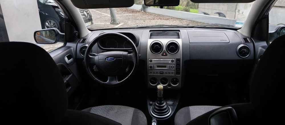 Ford Fusion 1.2 Full Extras 2004 75cvs