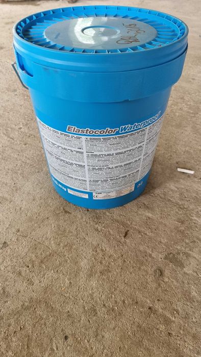 Farba basenowa Elastocolor Waterproof Mapei Ral 5015