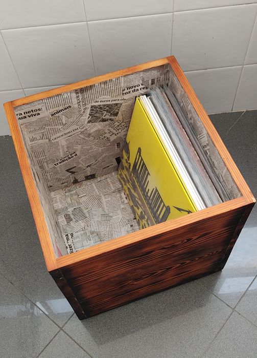 Caixa de madeira para discos vinil