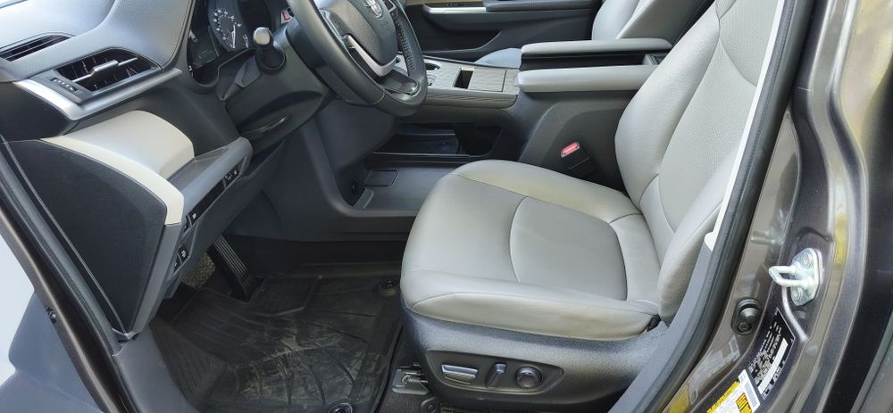 Toyota Sienna 2023
