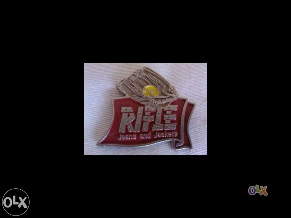 Colecção de pins rifle