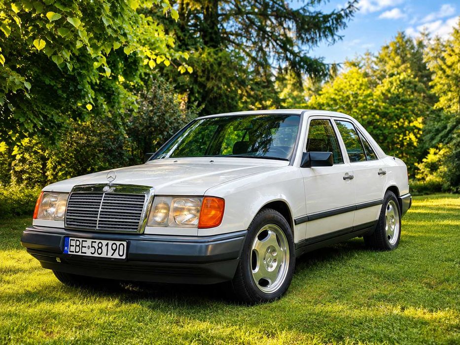 Mercedes-Benz W124