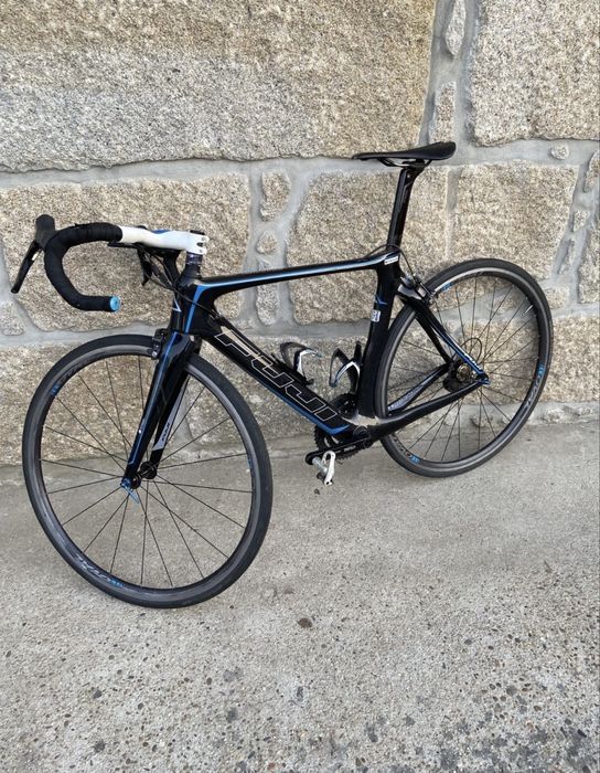 Bicicleta estrada fuji