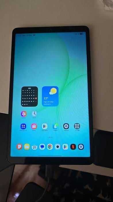 SUPER tablet Samsung A11.Ekran 8.7 cala. Pamięć 4/64 gb.  Gwarancja producenta