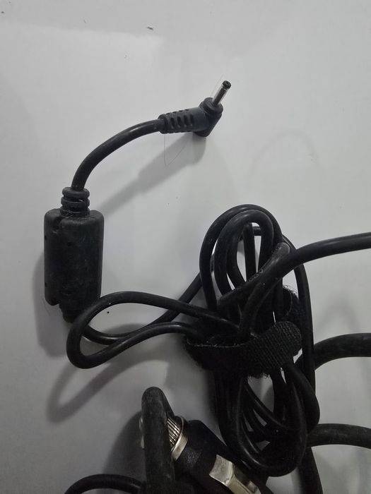 Asus Carregador Auto 40W Preto