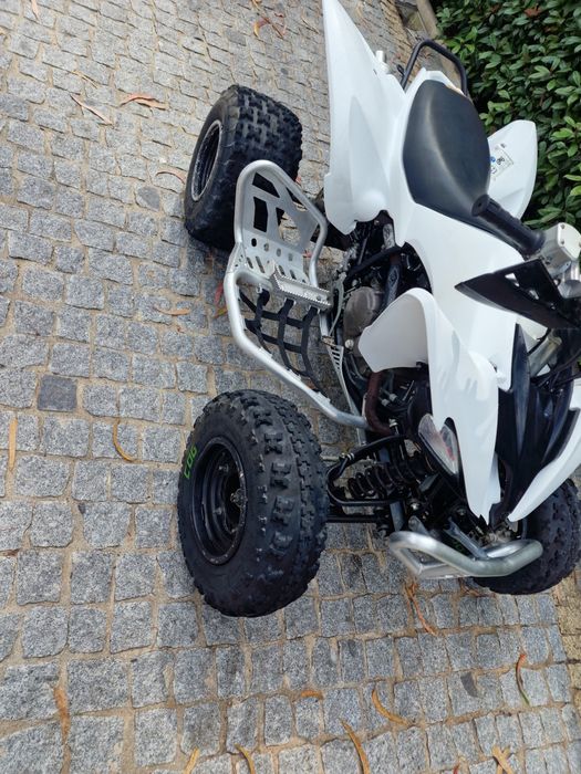 Yamanha raptor 250