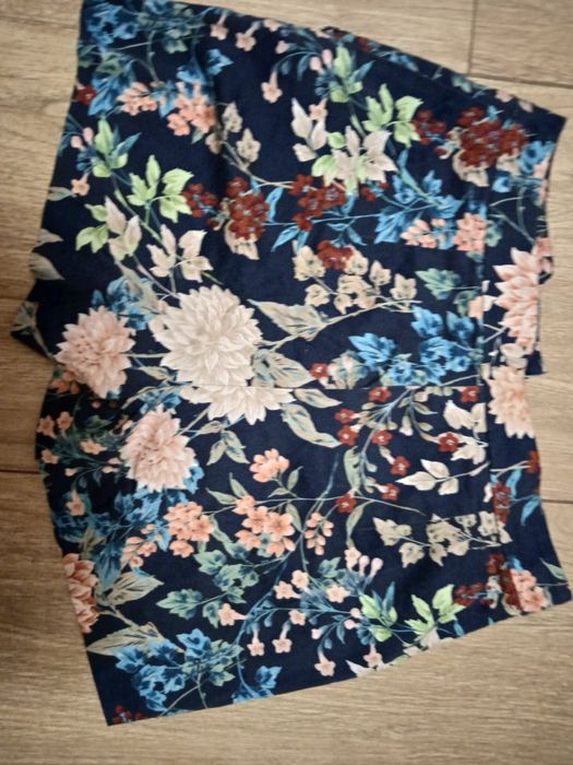 Spodenki szorty Orsay r.36