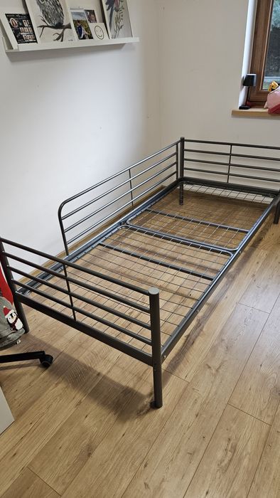 Sprzedam Łóżko Młodzieżowe