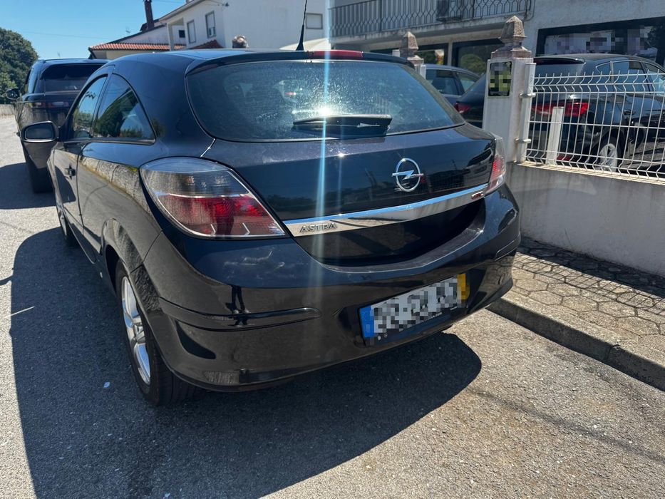 Opel Astra H GTC 1.3 CDTI