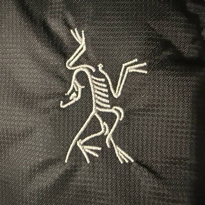 Сумка Arcteryx Heliad 6L crossbody bag — Нова (Black) Gore tex