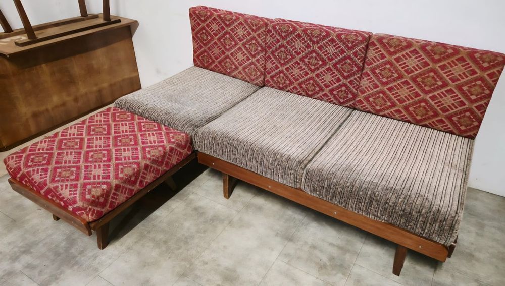 Sofa z Podnóżkiem Tatra Nabytok Lata 60