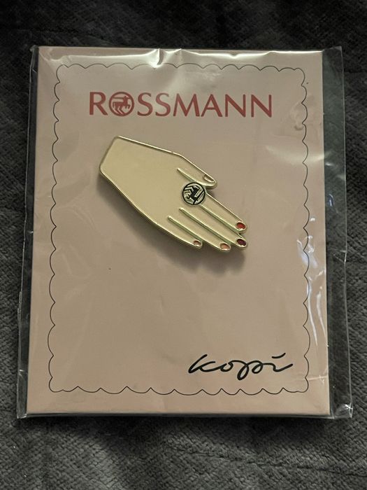 Pin DŁOŃ Rossmann x KOPI – Limitowana Przypinka (Nowa w folii)