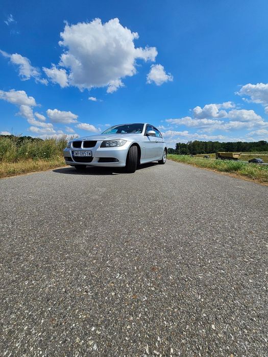BMW Seria 3 BMW E90 318d