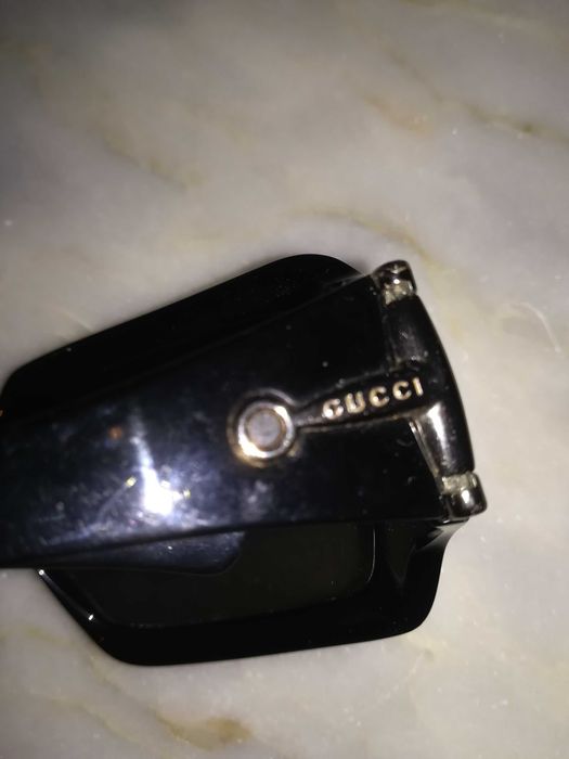 Lote de óculos de sol - Gucci e Armani