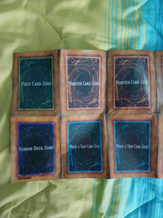 “Tabuleiro” de jogo Yu Gi Oh!