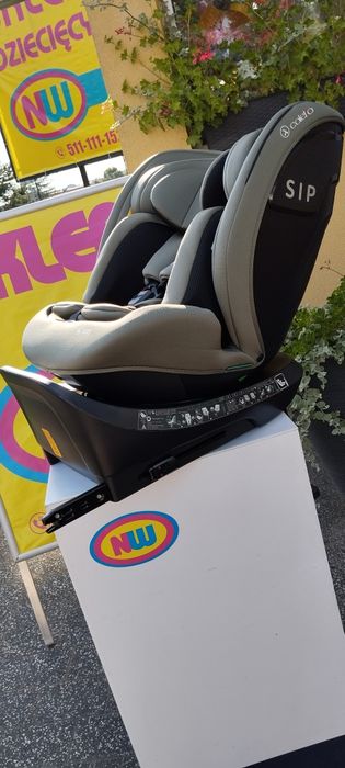 Nowy bezpieczny fotelik marki Coletto obrotowy norma I-Size