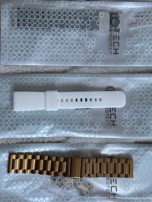 Smartwatch AMAZFIT GTR 42mm Swarovski limited edition