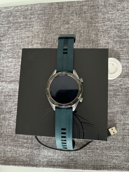 Huawei Watch GT.