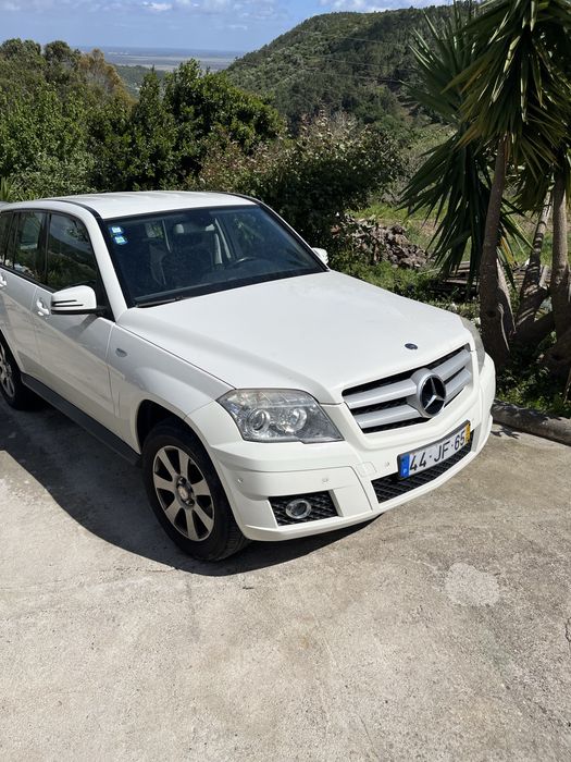 Mercedes GLK250 4MATIC — photo 2