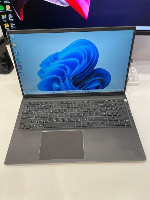 Ноутбук Dell Vostro 5510 15.6 i5-11300H 8 GB RAM 128 GB