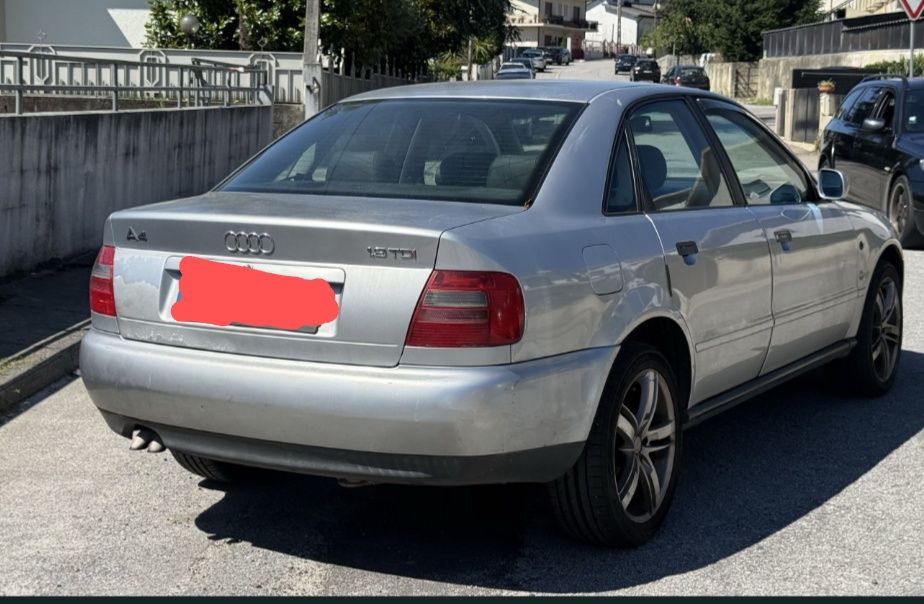 Audi 1.9 com motor avariado