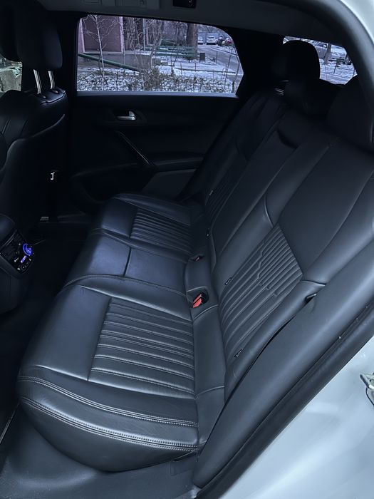 Пежо 508 RXH (підвищений комфорт)