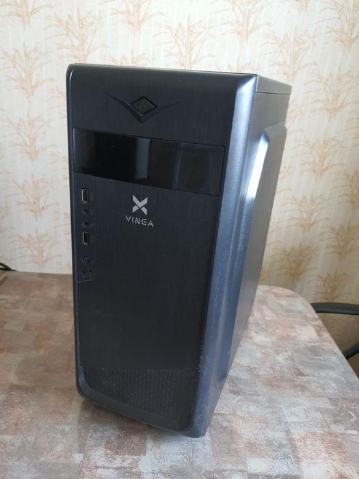 Комп'ютер ASRock A320M + AMD A8-9600 + монітор ASUS 21.5