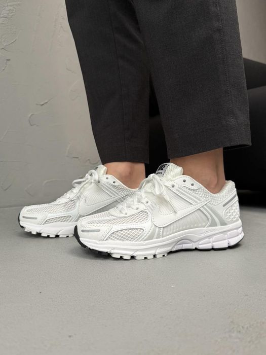 Nike Zoom Vomero 5 White жіночі кросівки найк вомеро 5 сітка