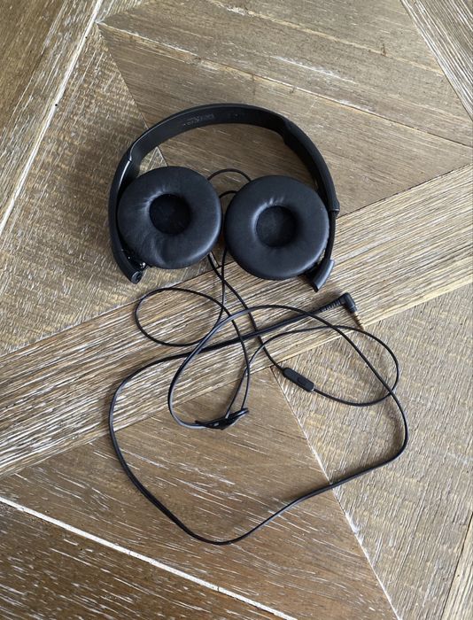 Słuchawki Sony  nowe bez opakowania