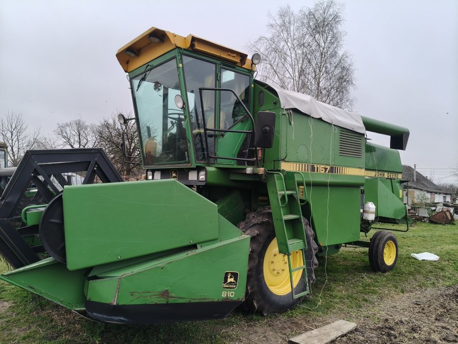 Комбайн John Deere 1157