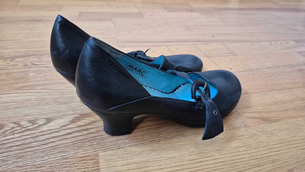 Eleganckie czarne czółenka MARC, r. 37, skóra naturalna, 23,5 cm wkł.