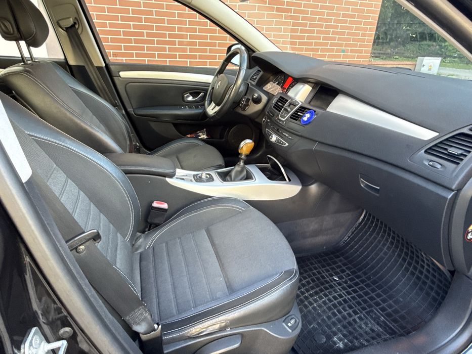 Renault laguna 2.o dci bi xenon zero rdzy 150 KM