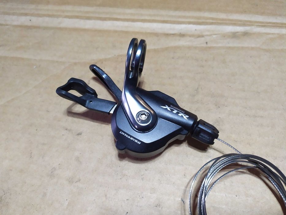 Shimano XTR manetka  Sl-M9000  Prawa  11-Biegowa  Obejma Polecam