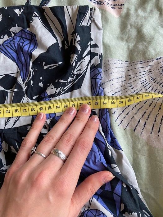 Sukienka Numph S diamenty dekolt serce