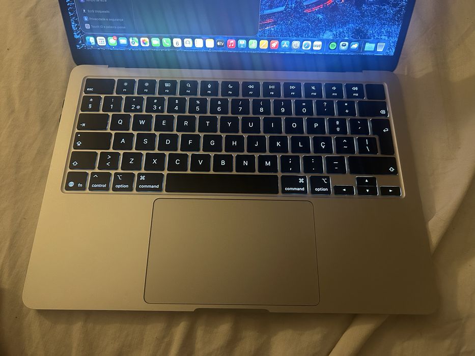 MacBook Air M4 13" 256gb (Como Novo) – Bateria 100%