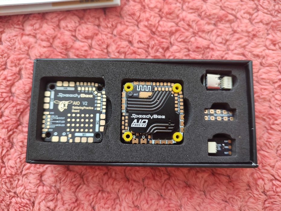Kontroler lotu SpeedyBee F405 AIO V2 40A Blue Jay