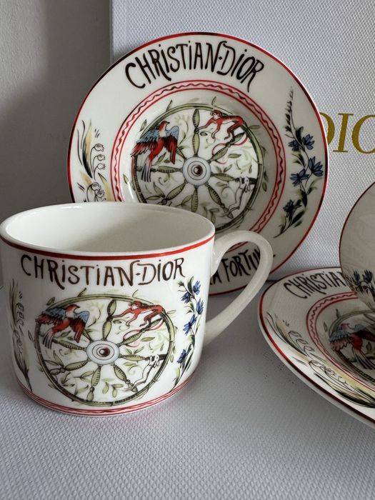 Zestaw filiżanek Christian  Dior z kolekcji Tarot La Roue de la Fortune