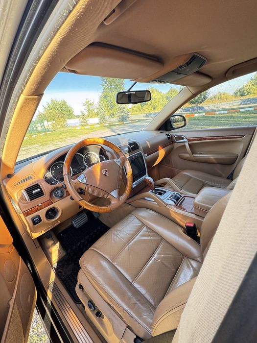 Продам  Porsche Cayenne